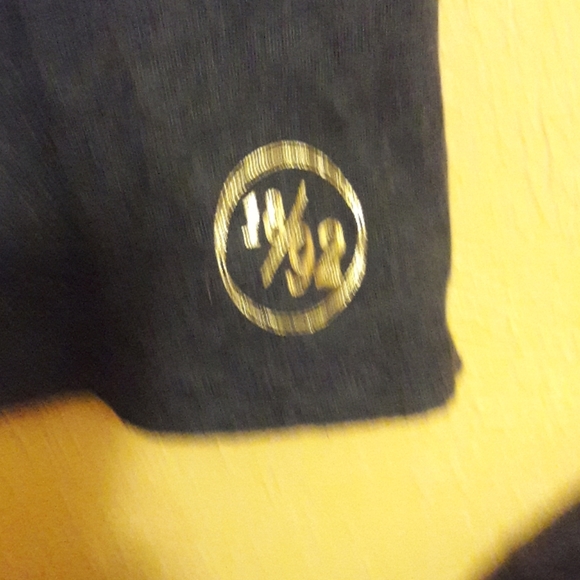 TShirt - Picture 3 of 4